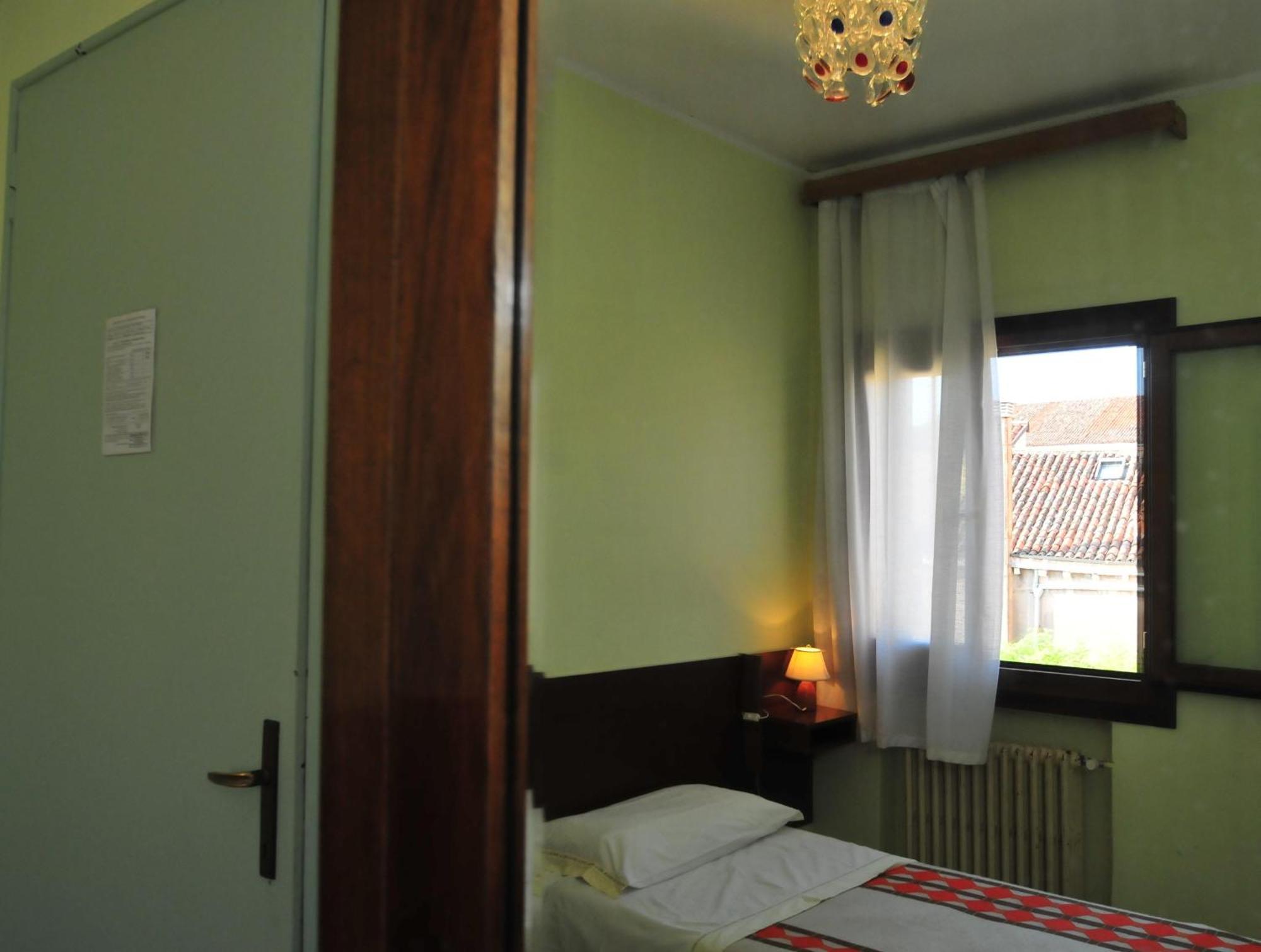 Locanda Sant'Anna Hotel Venice Room photo