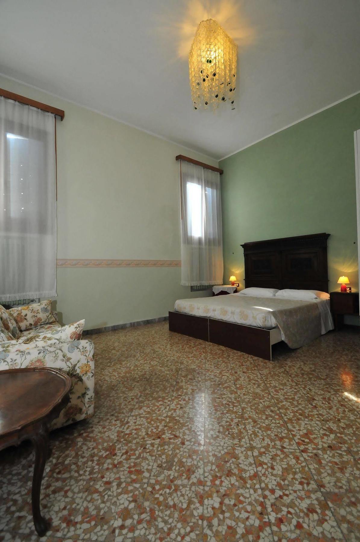 Locanda Sant'Anna Hotel Venice Exterior photo