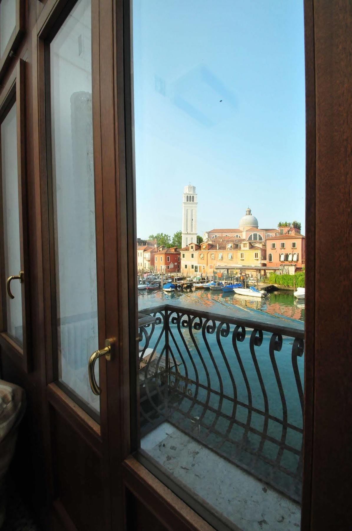 Locanda Sant'Anna Hotel Venice Exterior photo